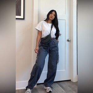 Womens Abercrombie High Rise Baggy Cargo Pant